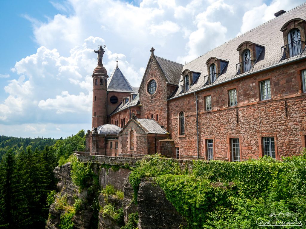 Façade ouest du mont sainte Odile